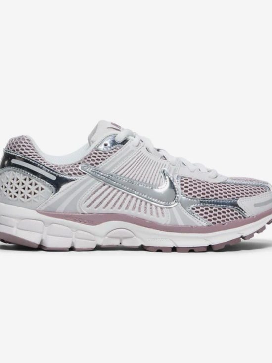 Nike Women’s Vomero5’s Trainer - White, Light Purple & Silver